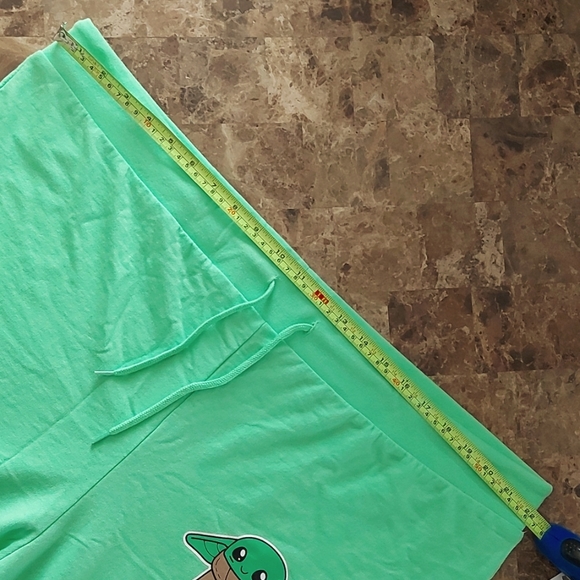 Green Star Wars Baby Yoda Grogu Flare lounge pants, New, size 2X - Picture 3 of 4